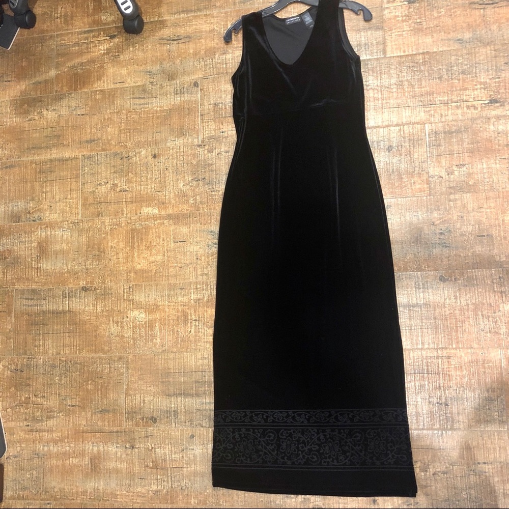 Liz Claiborne black velvet sleeveless maxi dress s